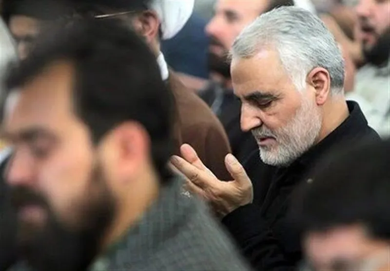 ماجرای اقامه نماز حاج‌قاسم در کاخ کرملین