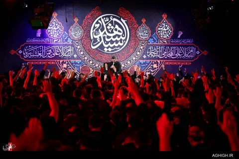 شب چهارم محرم در هیئت فدائیان حسین(ع) اصفهان