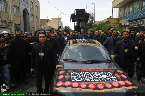 دسته عزاداری شهادت امام جعفر صادق (ع) با حضور آیت الله وحید