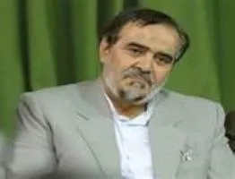 از سه تا «پ» فرار کن؛پول و پوستر و پررویی !
