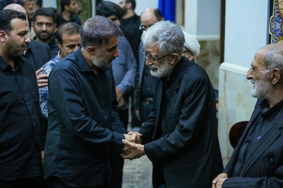 آیین گرامیداشت رهبر شهید انقلاب توسط اهالی رسانه