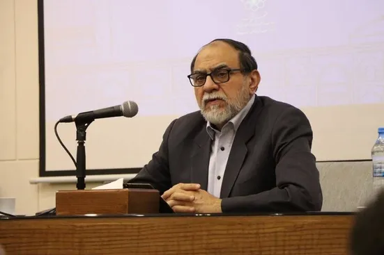 انقلاب اسلامی گرفتار ابوموسی اشعری‌هاست