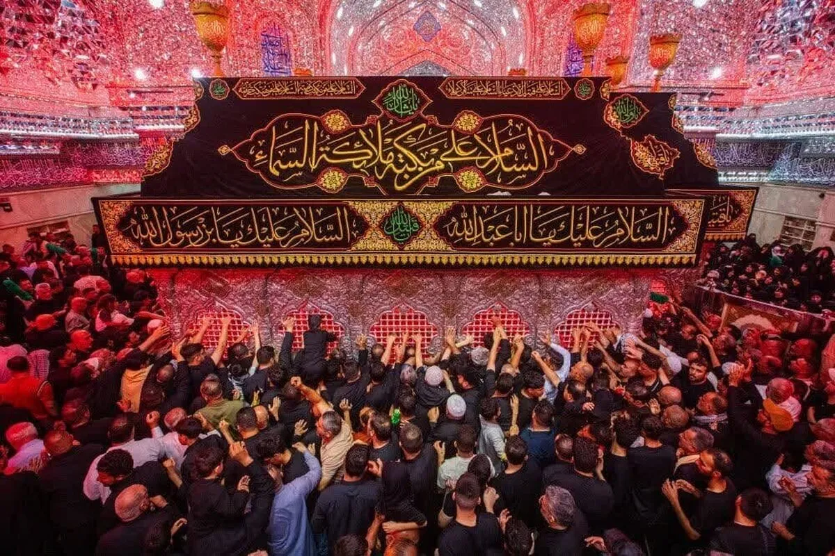 آیت الله جوادی آملی مطرح کردند:
تغییر و تحول حال زائر پس از زیارت حضرت اباعبدالله الحسین(ع)