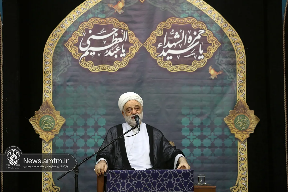 توسل به اهل بیت(ع) ما را از ریزش‌های آخرالزمان محافظت می‌کند