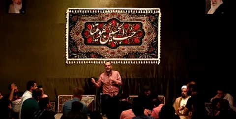 فیلم / تامین وسایل زندگی دو خانواده سیل زده در هیئت انصارالعباس(ع)