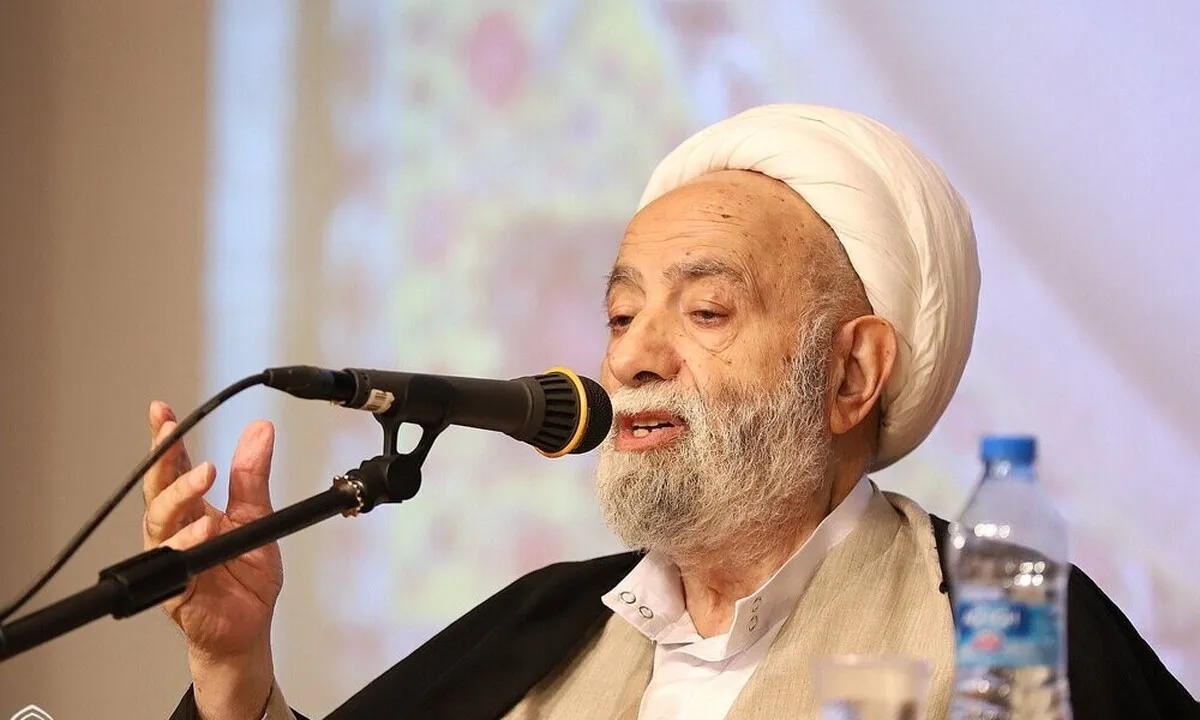 سخنرانی بدون مطالعه خیانت به عمر و وقت مردم است / پیام قرآن واضح و قابل فهم برای عموم بیان شود