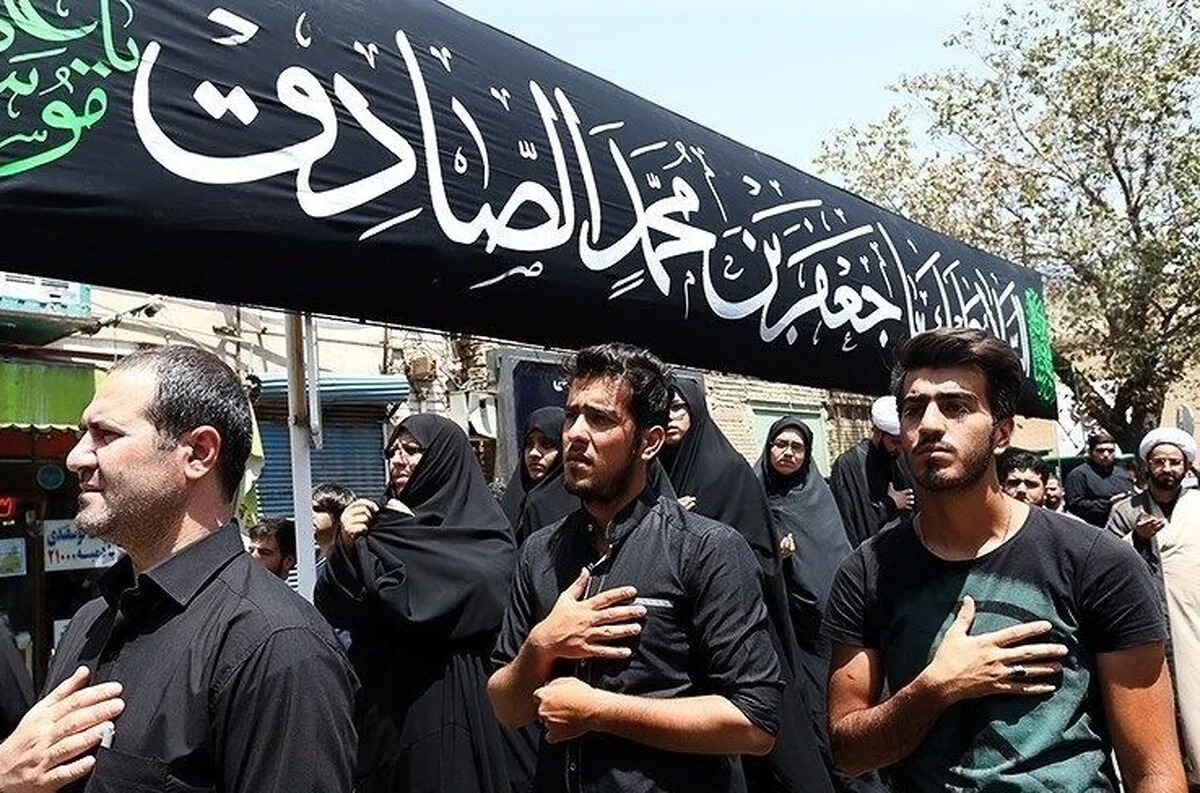 برگزاری اجتماع بزرگ صادقیون در میدان صادقیه