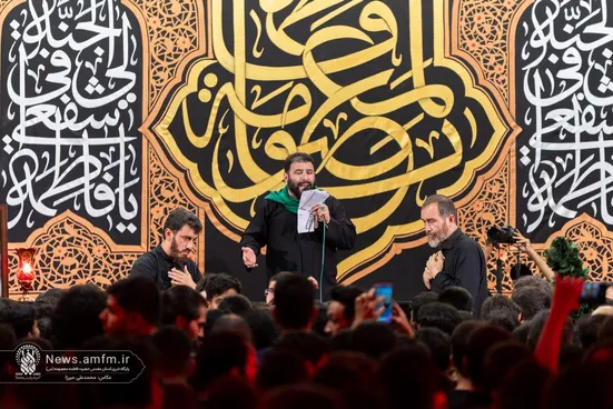 دومین محفل عزاداری شب رحلت بانوی کرامت در حرم مطهر قم