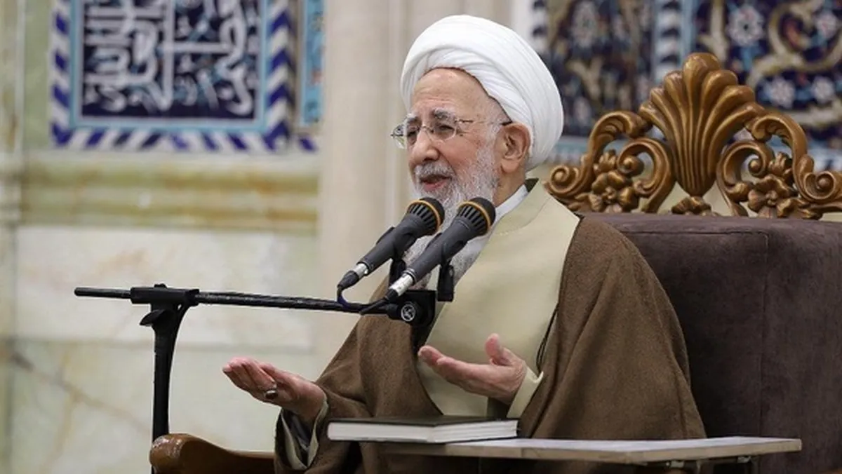 امام فعلی را جانشین امام عصر(عج) بدانیم