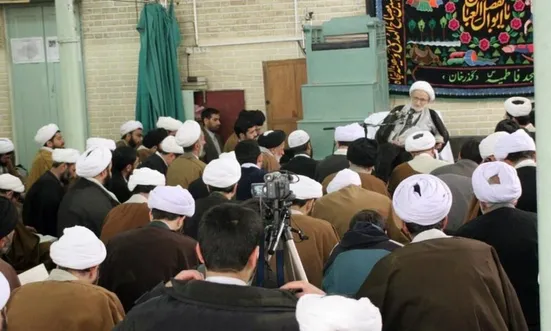 ۱۲ دستورالعمل منقول از آیت‌الله بهجت برای محافظت معنوی از خانه