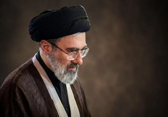 هر کار تفرقه انگیزی از هر فردی با هر جایگاهی در جهت مقصود دشمن است