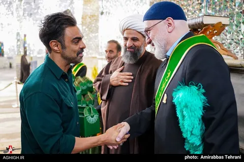 غبارروبی آستان مقدس امام زاده صالح(ع)