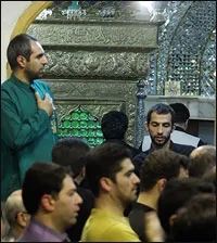 عطر عرفه در امامزاده علی اکبر(ع) چیذر